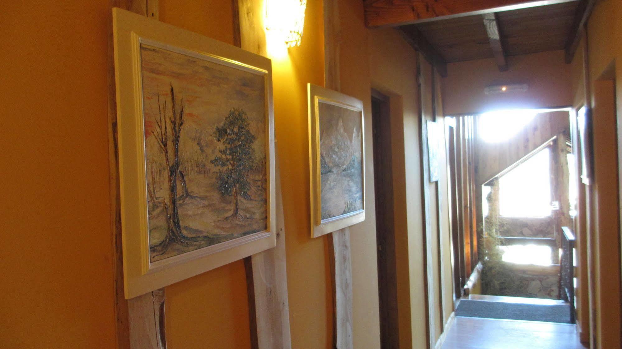 Hosteria Brisas Del Cerro Вілья-Ла-Ангостура Екстер'єр фото