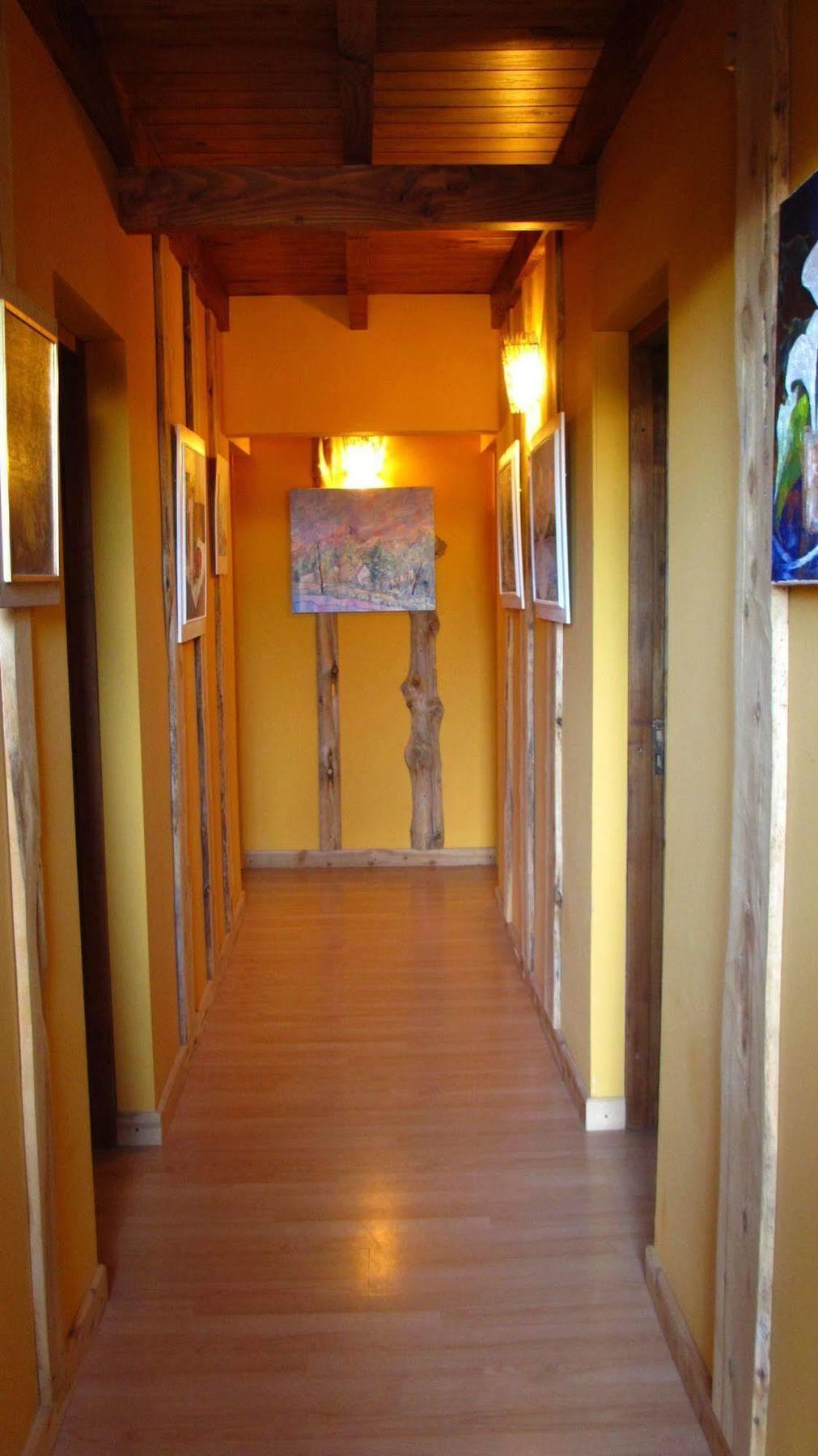 Hosteria Brisas Del Cerro Вілья-Ла-Ангостура Екстер'єр фото
